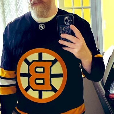 Bird🇨🇦::TᕼE ᗷᗩKEᗪ ᗷEᗩᖇ::