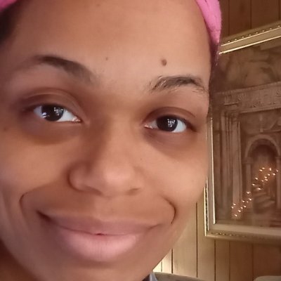 Ashley Nicole Treadwell AKA SerenadasPEN