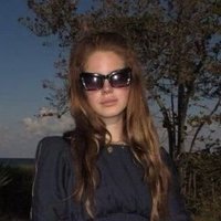 ‏‎تف عليهم