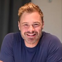 Rosa🌹My Burzek is back!