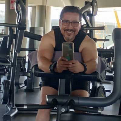 José Zárate🇵🇸🇨🇺🇻🇪🇷🇺🇪🇨🇾🇪🏁