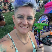 Laura Lee 🧚🏼‍♀️🦄🧜🏼‍♀️🐍