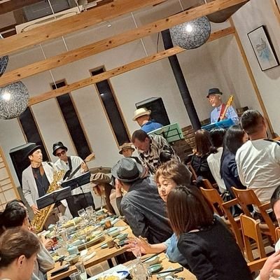 シンエイトデイズ【Shin Eight Days】