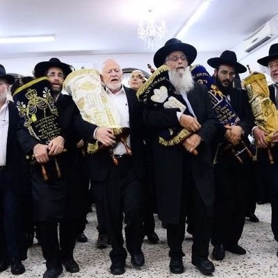 חילוני תומך חרדים