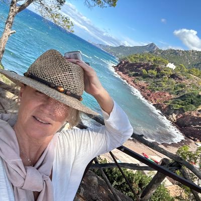 RocíoRD🇪🇸Hasta la peineta de este gobierno!🤦‍♀️