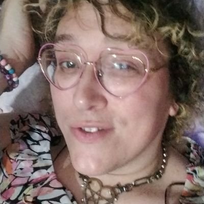 Athamae 🐺🩷🏳️‍⚧️