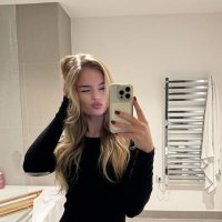 Julia ➷ 𝙑𝙊𝙇𝙇𝙀𝙔𝘽𝘼𝙇𝙇 𝙀𝙍𝘼 ➹