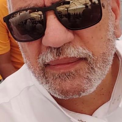 مصطفي عثمان