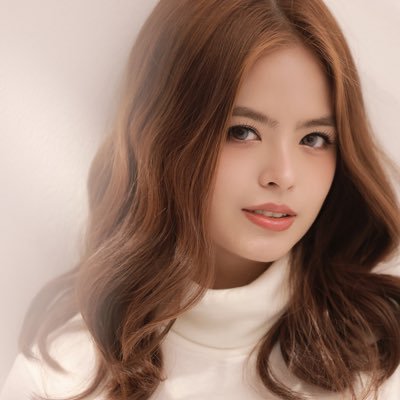 Bea Binene ⁷