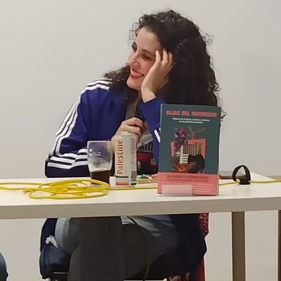 Aida dos Santos HIJAS DEL HORMIGÓN