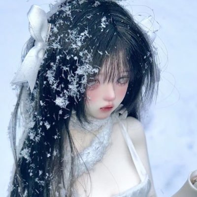 Kiri 🌨️✖️໒꒱ིྀ༝⁺