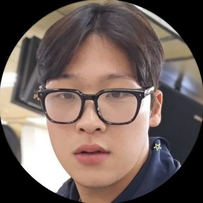 샤뀨ᡣ • . • 𐭩