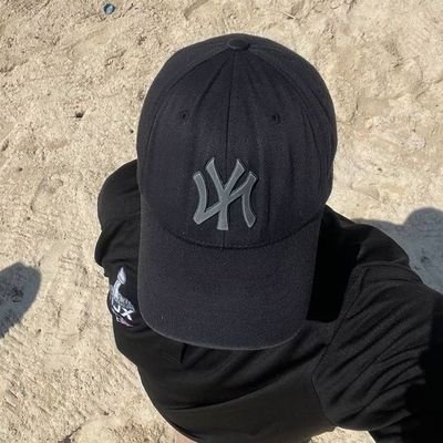 S.A.N.T.I.A.G.O 🗽