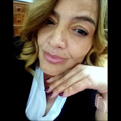 TIᑎᗩ ᗰᗩᔕTᖇI