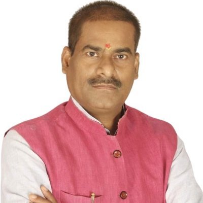 Dr. Pramod kumar (मोदी का परिवार)