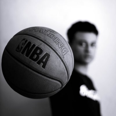 W O N D E R 🇬🇭🇨🇦