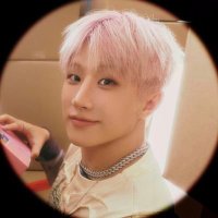 lorena🌙 saw ROCKY and SKZ