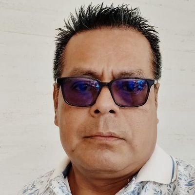 𝐋𝐔𝐈𝐒 𝐖𝐇𝐈𝐓𝐄 𝐒𝐇𝐀𝐑𝐊