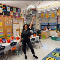 Ms. V - Special Education Teacher 💙✂️🖍️🧩🍎🇬🇷