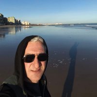 Michael Pool Sánchez 🔻 ۞