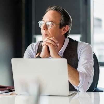 Daniel Martinez📚 ✨