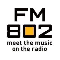 FM802