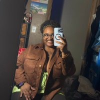 𝓠𝓤𝓔𝓔𝓝 ( ˘ ³˘)♥︎