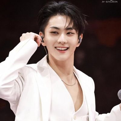 | mia⁶ | fan account