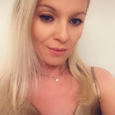 Ashley Kemper . BLM🏳️‍⚧️ A fetus is not alive.