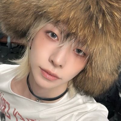 .☆°.• cb IS SEEING AMPERS•.°☽•