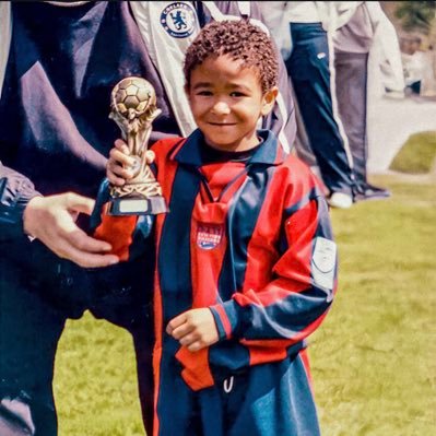 𝐓𝐚𝐇𝐚 𝐜𝐡𝐞𝐥𝐬 🥶 بطل العالم