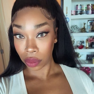 T.D. Cakezzz 🎂🎂💜🩷