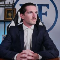 Droitard Bavard 🇫🇷 (VF)