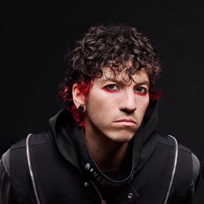 *• mel !! ceø øf jøsh’s nøse •* quiet is violent