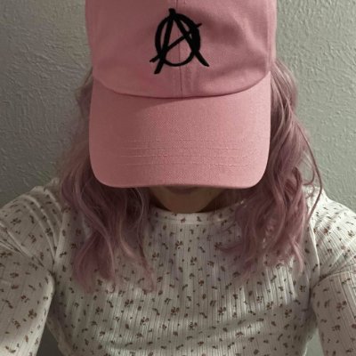 AnarCO Barbie ⚫⚪💜