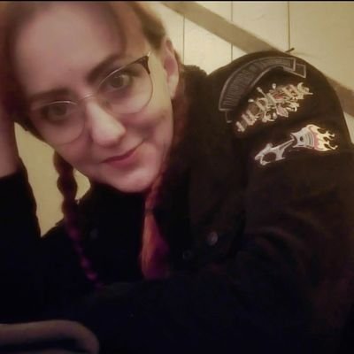 Åsk Dabitch ᛒᚬᚱ ᛁ ᛅᛘᛁᚱᛁᚴᛅ