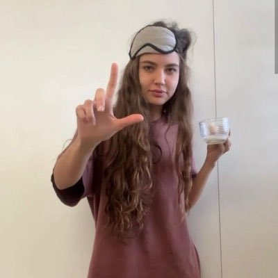 marcellaa • | au loquinha