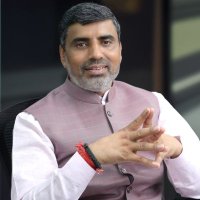 MAHIPAL DHANDA :-मोदी का परिवार