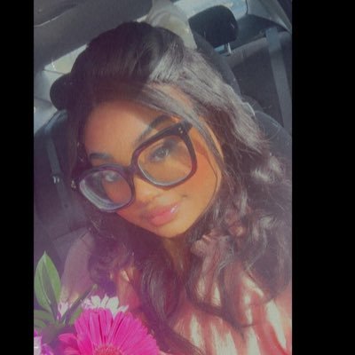 Robyn Dabank 💰🦄