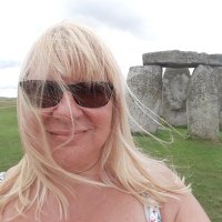 Laura 🌎☮️🕊️💜❎