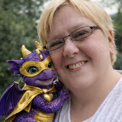 Ruth Watson-Morris ☆