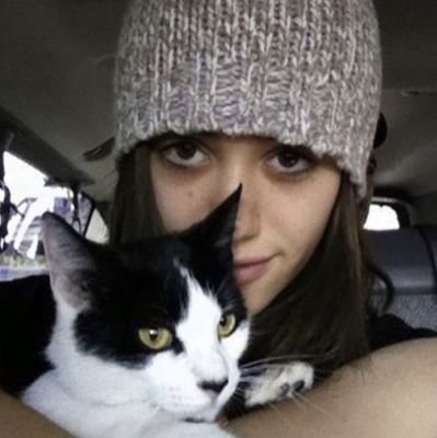 ɱαɾƚιɳʂ 🌧️ | 📖: verity