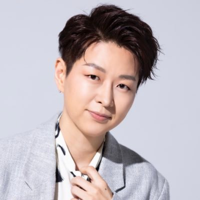 パク・ジュニョン OFFICIAL