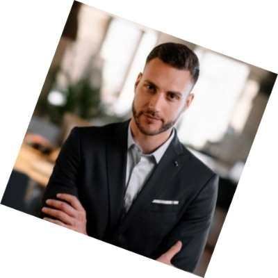 Zachary Bennett✨ ⭐