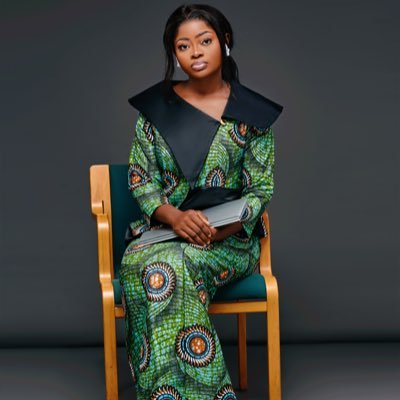 Theresia wika Mubake