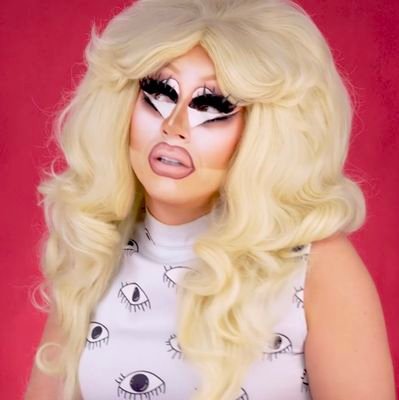 silly little lesbian ✶