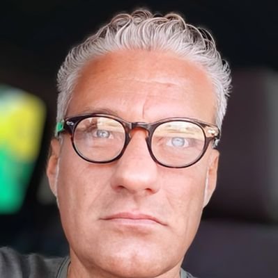 Salvatore Azzurro❤️ 💚 🤍