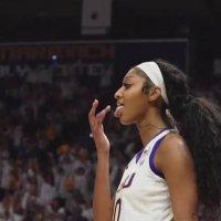 lover of all sports 💛💜