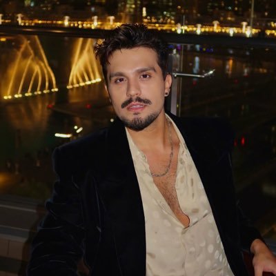 • Isa Silva 🚀☄️