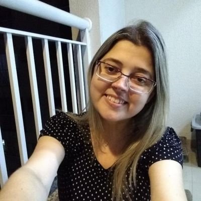 Katia Fernandes 🍞🚗🩰🤠⚡